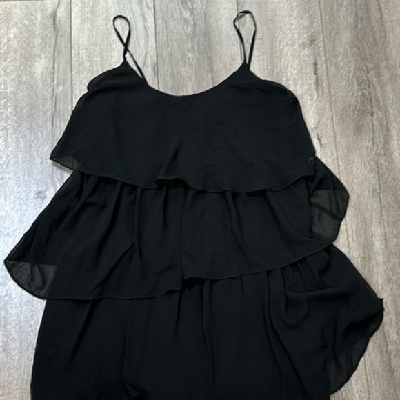 Elegant Black Layered Women's Top - Picture 1 of 4